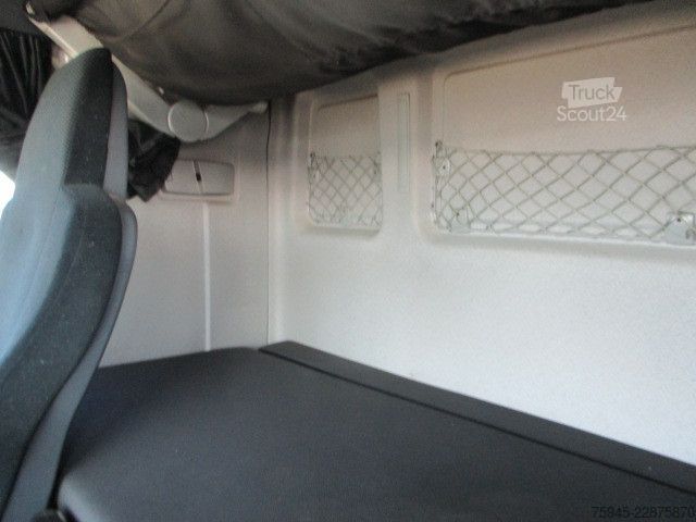 Felépítménycserélő teherautó MAN TGX 26.440, Retarder, Schalter, Motorschaden