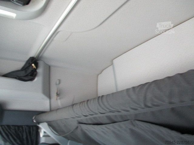 Felépítménycserélő teherautó MAN TGX 26.440, Retarder, Schalter, Motorschaden