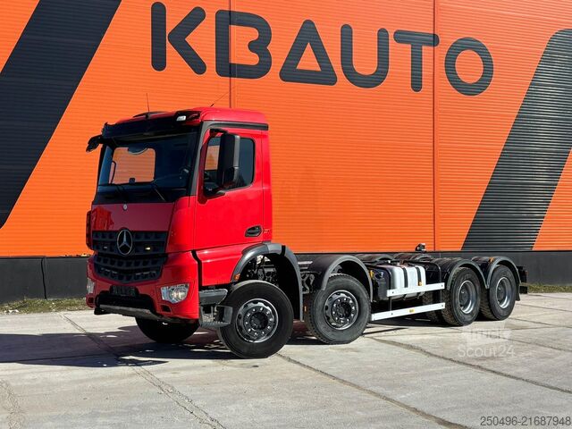 Važiuoklės kabina Mercedes-Benz Arocs 4142 8x4 PTO / FULL STEEL / CHASSIS L=735...