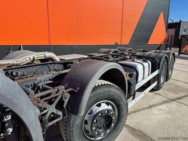 Važiuoklės kabina Mercedes-Benz Arocs 4142 8x4 PTO / FULL STEEL / CHASSIS L=735...