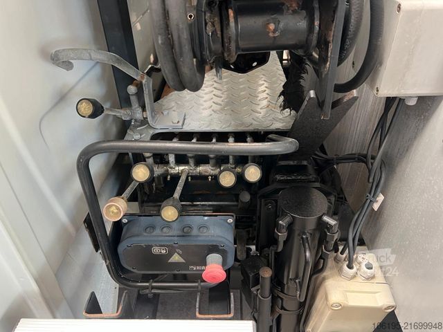 Transporter mit Kipper MERCEDES-BENZ Sprinter Kipper + HIAB Kran * Zul-Ges=3.500kg+