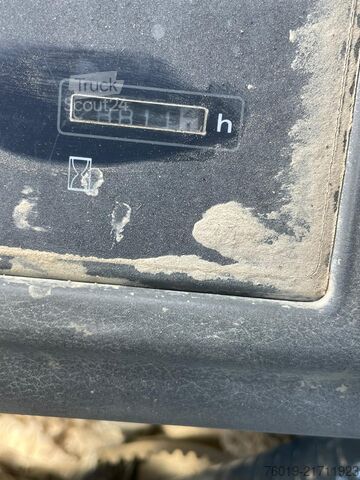 Radlader KOMATSU WA500-3