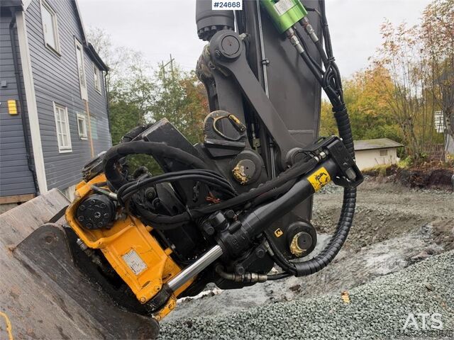 Gravemaskin på hjul Volvo EW140D Wheeled Excavator with Rototilt, GPS and Gr