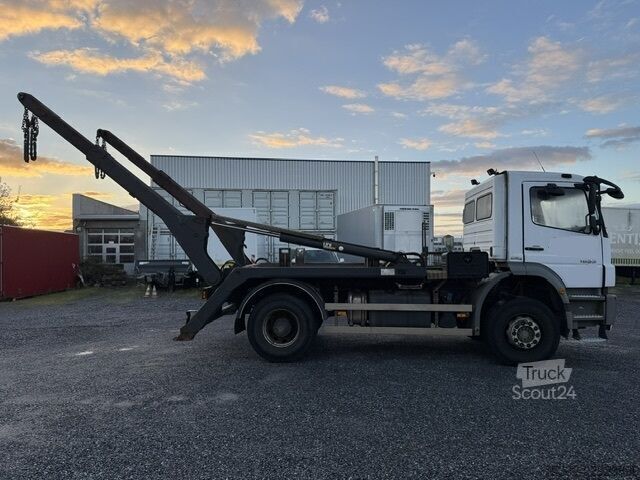 Camión volquete Mercedes-Benz Axor 1833 Tele Absetzer VDL Schalter AHK
