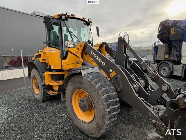 Nakladač Volvo L50H Wheel loader - Bucket, Pallet Forks and Snow