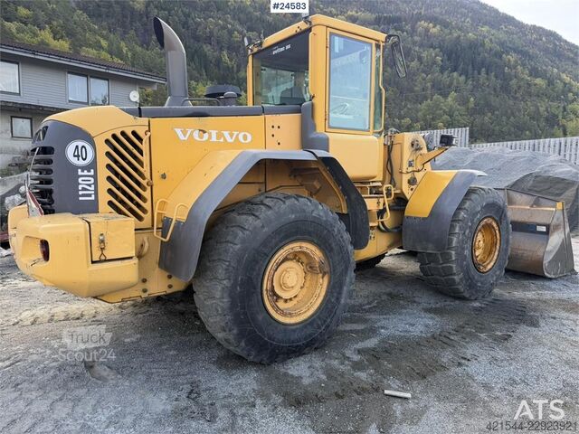 Nakladač Volvo L120E Wheel Loader w/Bucket