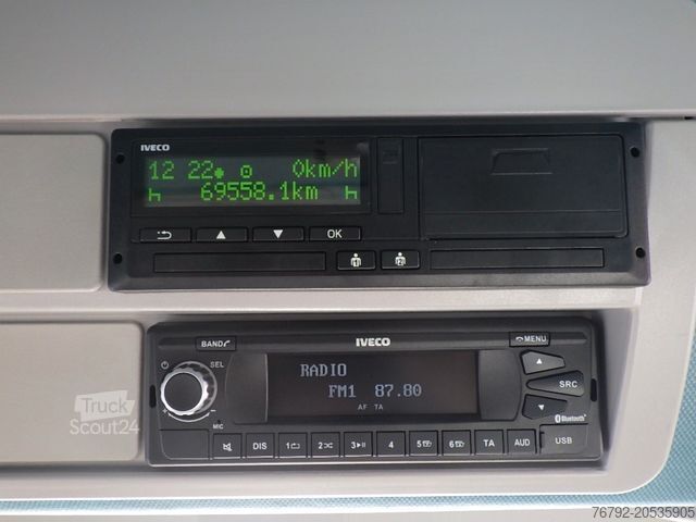 Фургон (вантажний автомобіль) IVECO ML 160 E 32 P Koffer 7,25m/LBW/AHK/Klima/69 tkm