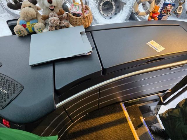 Λεωφορείο τουρισμού NEOPLAN Cityliner L 63+2+1,neues AT Getriebe,ZF Intarder