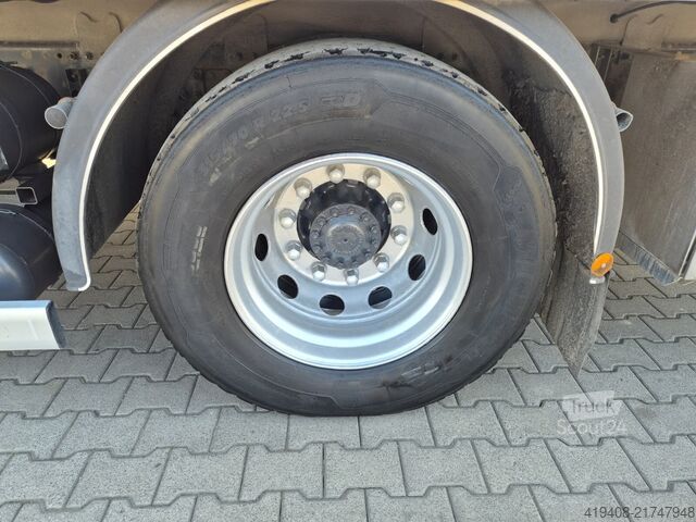 Chłodnie Volvo FM 340 / CARRIER I350 / LIFT ZEPRO