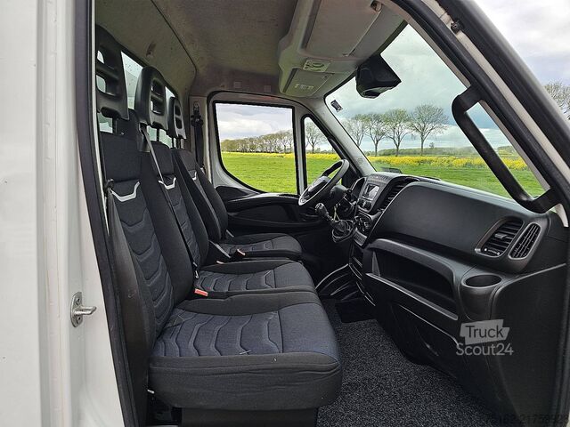 Teherautó IVECO DAILY 35C16 3.0L Kipper kist AC!