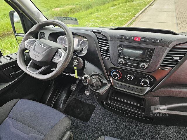 Teherautó IVECO DAILY 35C16 3.0L Kipper kist AC!
