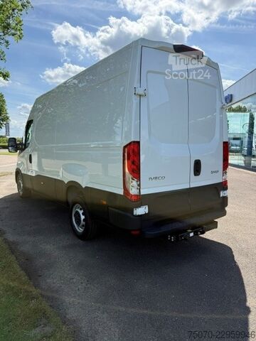 Kassevogn Iveco Daily 35