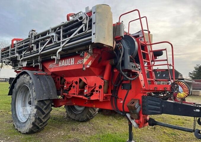 Utilaj de împrăștiat îngrășăminte Rauch AGT 6036