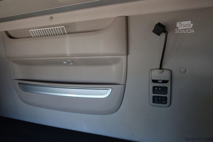 Automašīnu pārvadātājs furgons DAF XF 450 106 XF 450 6x2 Oprijwagen/Machine transport