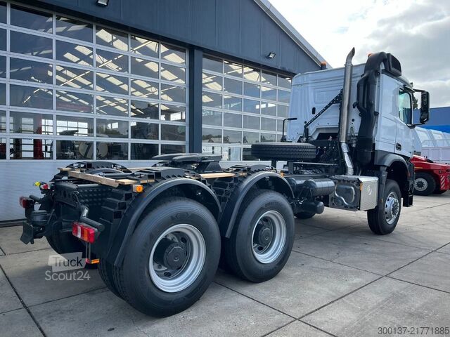 Teška dužnost Mercedes-Benz Arocs 4058 AS 6x6 Tractor Head 180T Push Pull E...