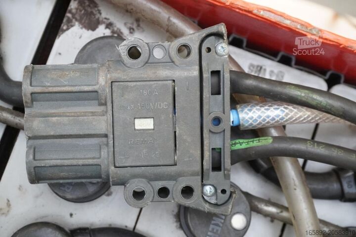 Batteria per carrello elevatore GRUMA 24 Volt 4 PzS 500 Ah