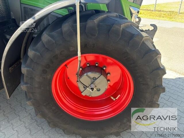 جرار Fendt 933 VARIO S4 Profi Plus