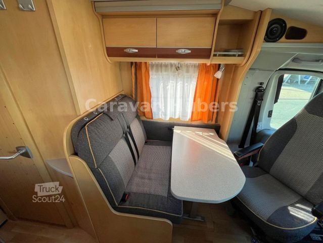 Half-integraal camper DETHLEFFS T 001 - Festbett -  - Solar - Klima -