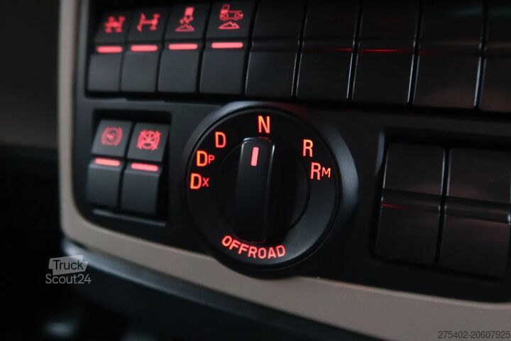 Standard-SZM MAN TGX TGX 33.640 6X4 /RETARDER/ HYDRAULIK/ ALCOA'...