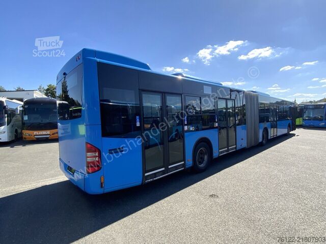 Zglobni avtobus Mercedes-Benz Conecto G