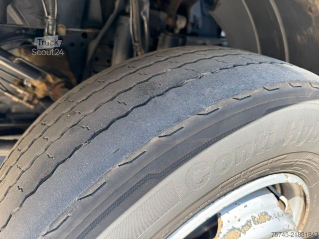 Nákladné auto s plochou korbou a plachtou MERCEDES-BENZ ATEGO 818 * *STANDHEIZUNG*LBW * AUTOMATIK*