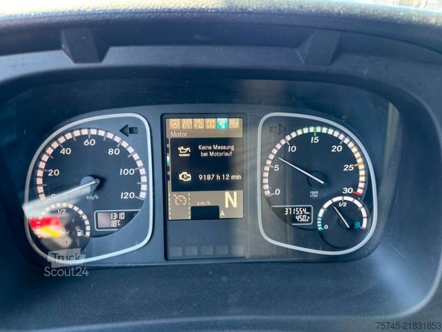 Nákladné auto s plochou korbou a plachtou MERCEDES-BENZ ATEGO 818 *  * LBW * AUTOMATIK * 8.600 KG *