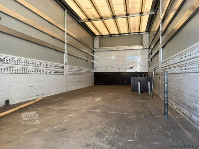 Nákladné auto s plochou korbou a plachtou MERCEDES-BENZ ATEGO 818 * * LBW * AUTOMATIK * 8.600 KG *