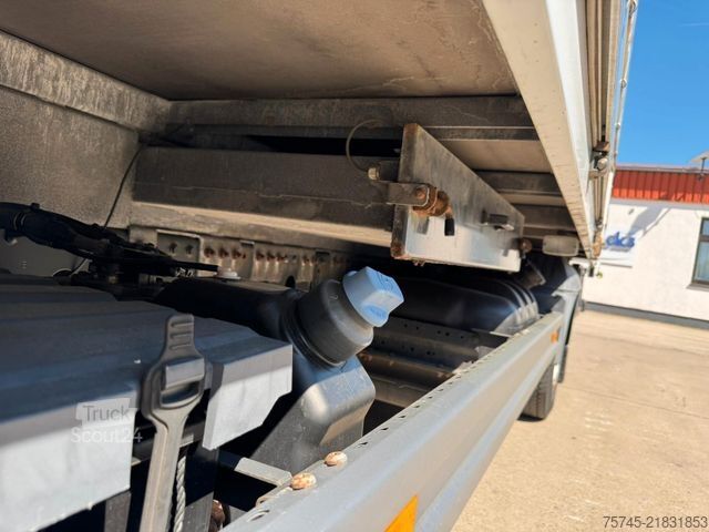 Nákladné auto s plochou korbou a plachtou MERCEDES-BENZ ATEGO 818 *  * LBW * AUTOMATIK * 8.600 KG *