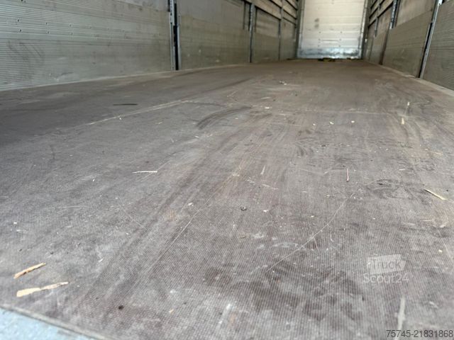 Otvorena poluprikolica sa ceradom SCHMITZ CARGOBULL SCB*S3T *  STANDART * LIFTACHSE * HUBDACH *