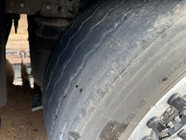 Otvorena poluprikolica sa ceradom SCHMITZ CARGOBULL SCB*S3T *  STANDART * LIFTACHSE * HUBDACH *