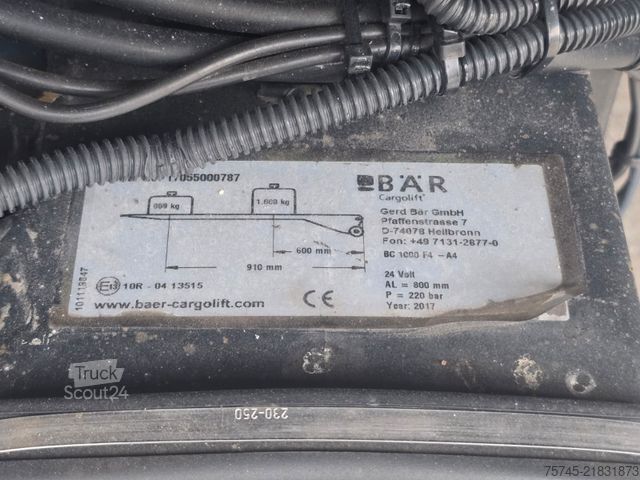 Nákladné auto s plochou korbou a plachtou MERCEDES-BENZ ATEGO 818 * ACC * 1.HAND * BÄR LBW 1T*SPURASSIST