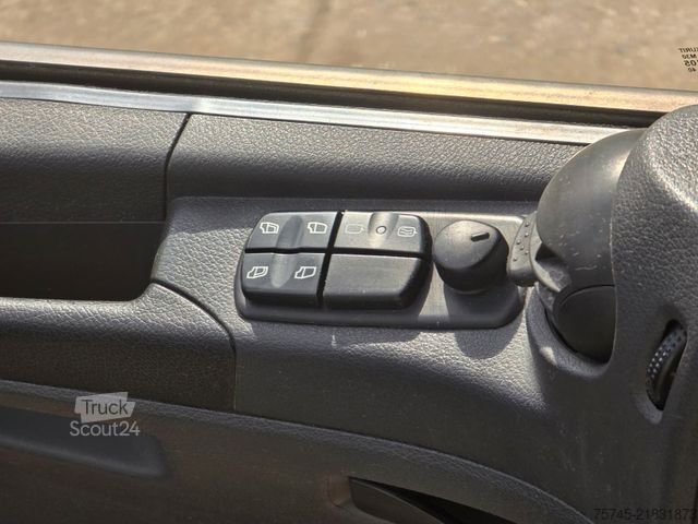 Nákladné auto s plochou korbou a plachtou MERCEDES-BENZ ATEGO 818 * ACC * 1.HAND * BÄR LBW 1T*SPURASSIST