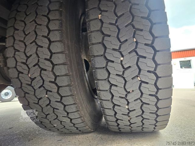 Nákladné auto s plochou korbou a plachtou MERCEDES-BENZ ATEGO 818 * ACC * 1.HAND * BÄR LBW 1T*SPURASSIST