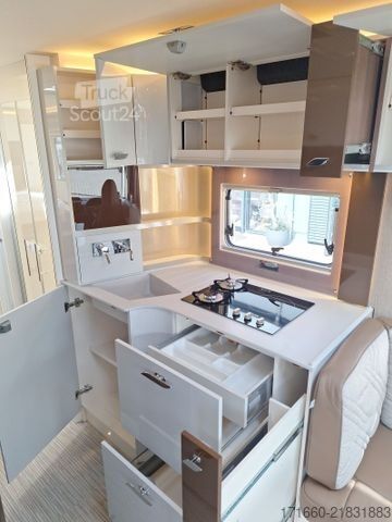 Інтегрований автокемпер BÜRSTNER Elegance I 920 G Verfügbar ab November 2026