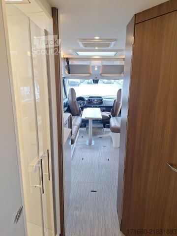 Інтегрований автокемпер BÜRSTNER Elegance I 920 G Verfügbar ab November 2026