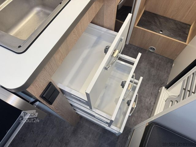 Husbil MOOVEO 60 EB Solar+Sat TV+AHK+Leder+Markise+Pilote