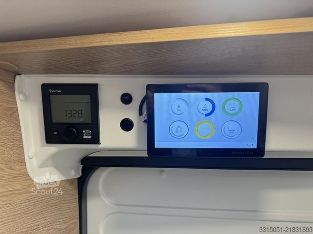 Husbil MOOVEO 60 EB Solar+Sat TV+AHK+Leder+Markise+Pilote