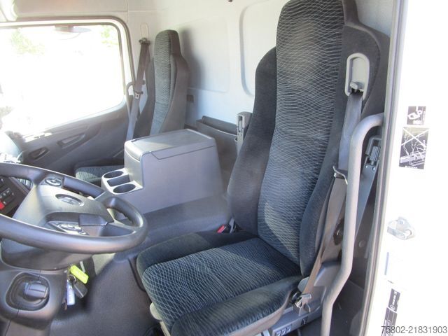 Ledusskapja kravas automašīna MERCEDES-BENZ Atego 1624L *MP4+LBW+7,fkühl+Carrier*