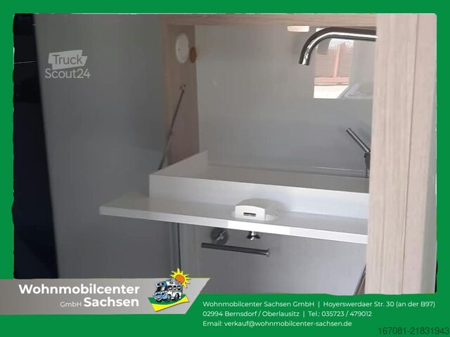 Polointegrovaný obytný vůz ILUSION XMK 590 FFH Premium Tageszulassung