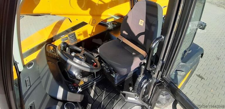 رافعة تلسكوبية JCB 531-70