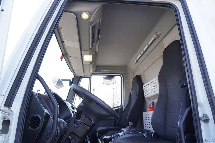 Chladiarenský hák Iveco Eurocargo 140-190 4x2 E6 / Meat hook ref