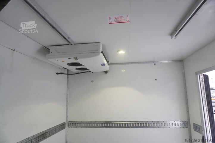 Битемпературен хладилен камион Renault D210 12T / Bitemperature Refrigerator