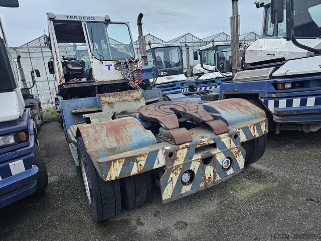 2007 TERBERG 3 терминальных тягача под разборку RT 282 / RT 283 на запчасти, не разобраны. TERBERG 3 sloop terminal trekkers  RT 282 / RT 283  voo...