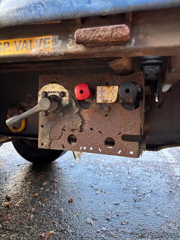 Presenning Krone Edsha Drumbrakes, Tommelbremse