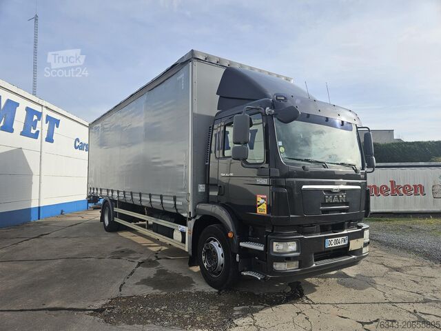 Carroçaria tautliner MAN TGM 18-290 BL - EEV - TAUTLINER + LIFT