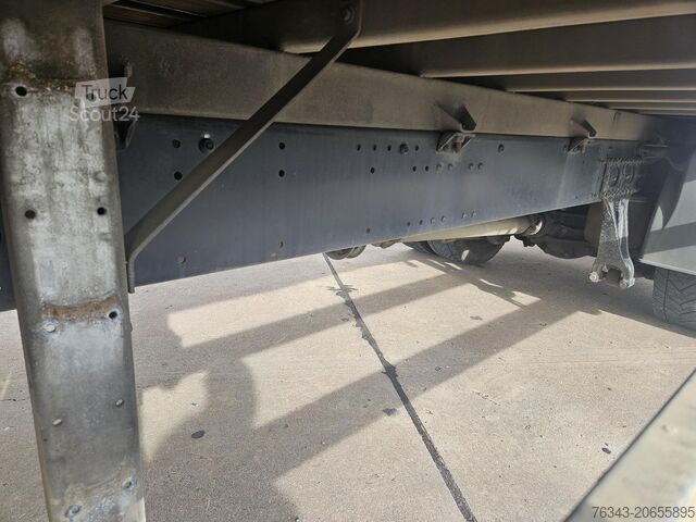 Carroçaria tautliner MAN TGM 18-290 BL - EEV - TAUTLINER + LIFT