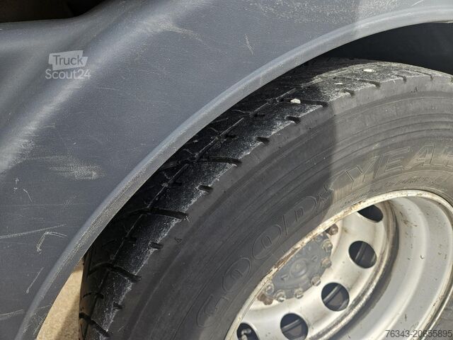 Carroçaria tautliner MAN TGM 18-290 BL - EEV - TAUTLINER + LIFT