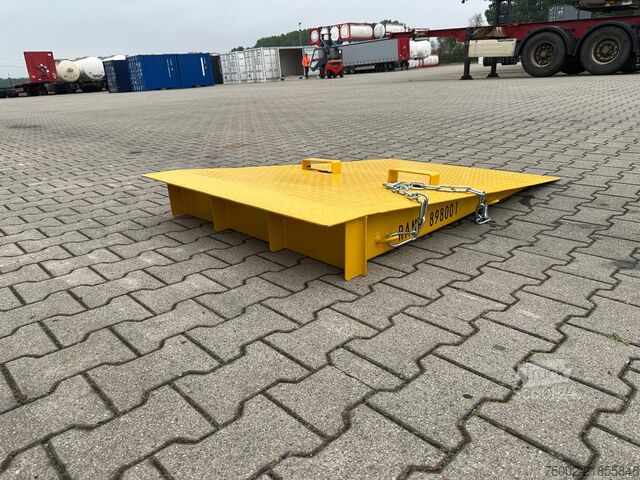 Konteyner Onbekend ramp 1m wide / 2,500kg