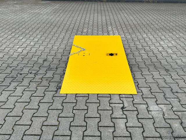 Konteyner Onbekend ramp 1m wide / 2,500kg