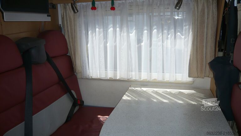 ημιενσωματωμένο αυτοκινούμενο τροχόσπιτο Ford / EuraMobil Transit 350 / Profila 622 SB